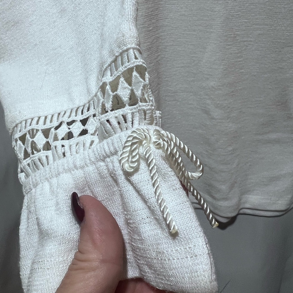 Christopher & Banks White Crochet Sleeve Blouse Size Large Boho Keyhole Top - Picture 5 of 8